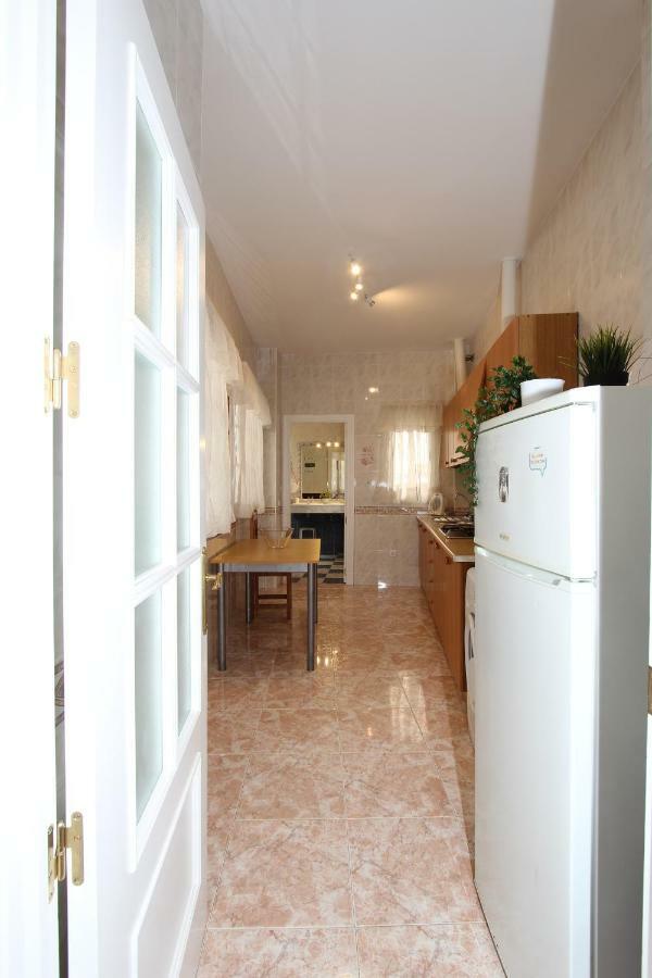 Apartamento Ollerias Malaga Zewnętrze zdjęcie