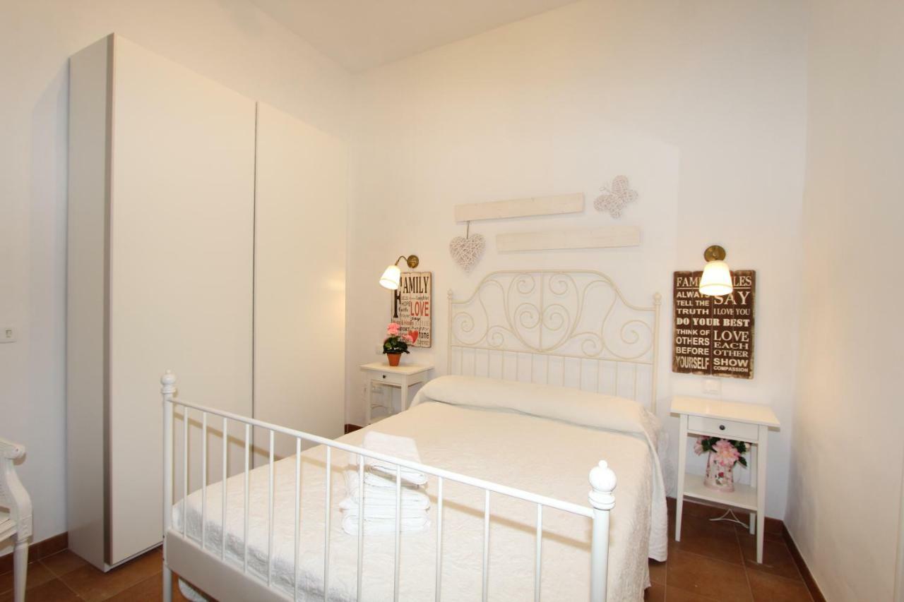 Apartamento Ollerias Malaga Zewnętrze zdjęcie