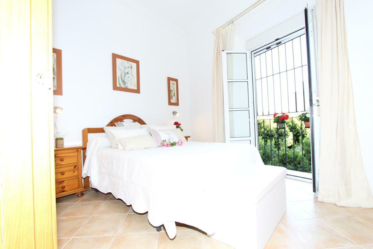 Apartamento Ollerias Malaga Zewnętrze zdjęcie