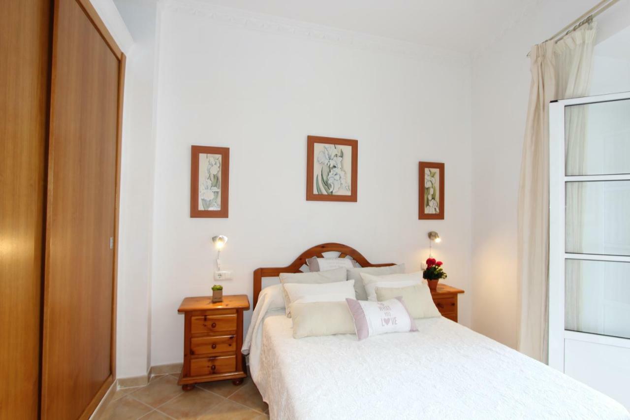 Apartamento Ollerias Malaga Zewnętrze zdjęcie